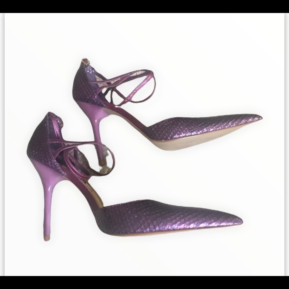 Carlos Santana Iridescent Purple Snake-Embossed Pointed-Toe Heels - Picture 5 of 11